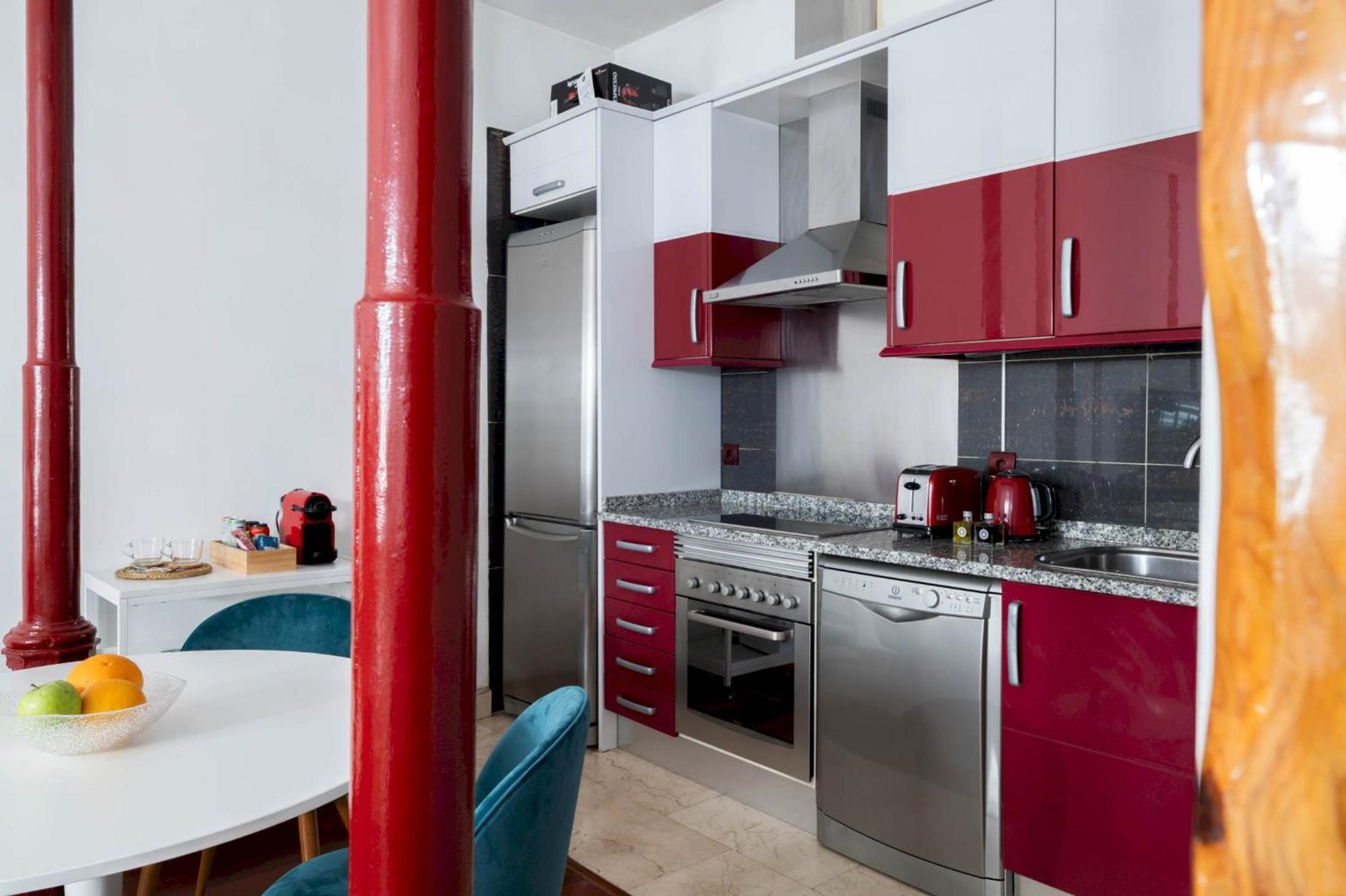 One Bedroom Apartment In Chueca Madrid Exterior foto